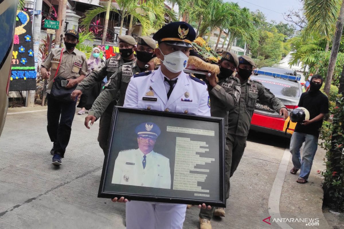 Pomanto lepas jenazah mantan Wali Kota Makassar Malik B Masri