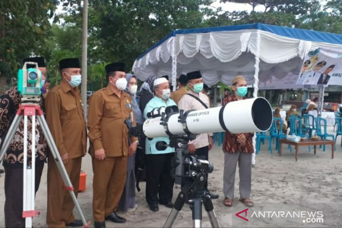 Pengamatan hilal di pantai Tanjung Pendam Belitung tertutup awan