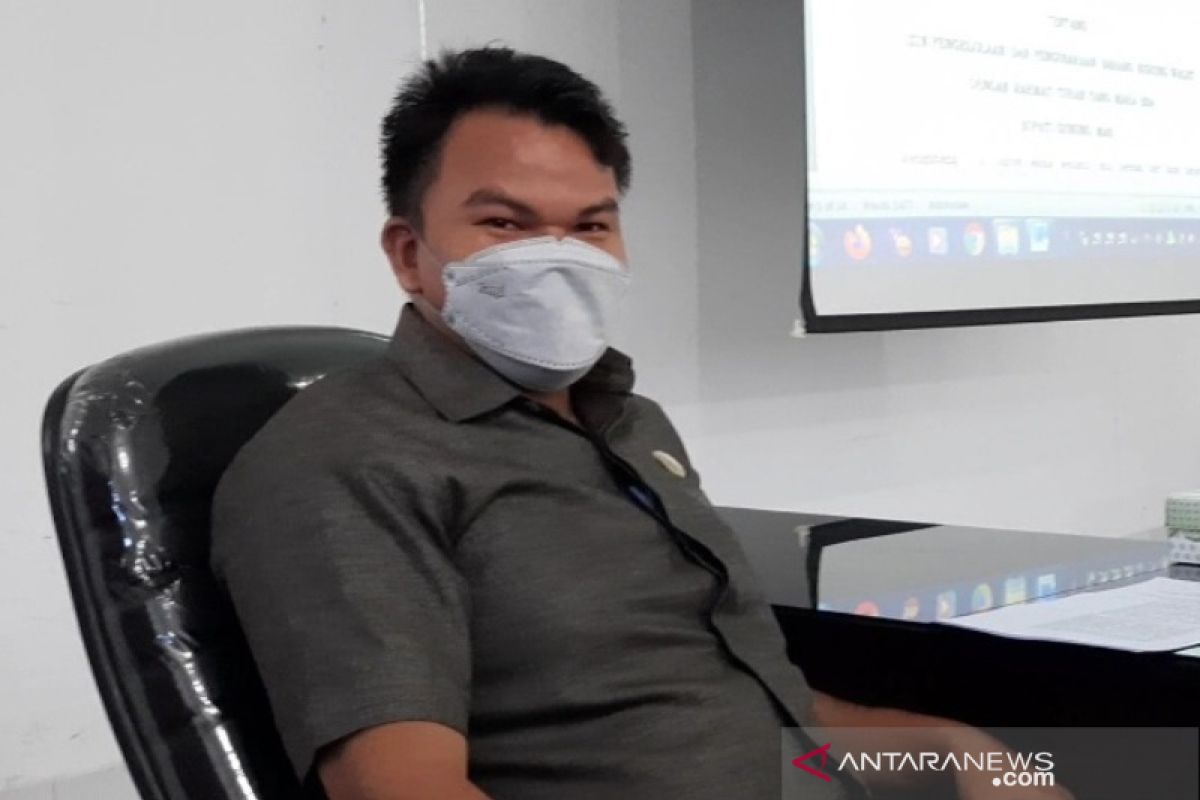 Legislator Gumas ajak pelajar segera lakukan perekaman e-KTP