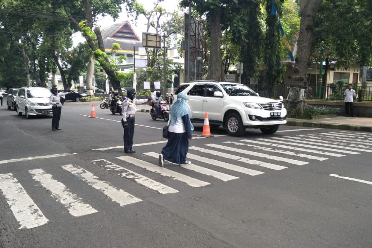 Dishub Mataram melakukan rekayasa lalu lintas selama Ramadhan