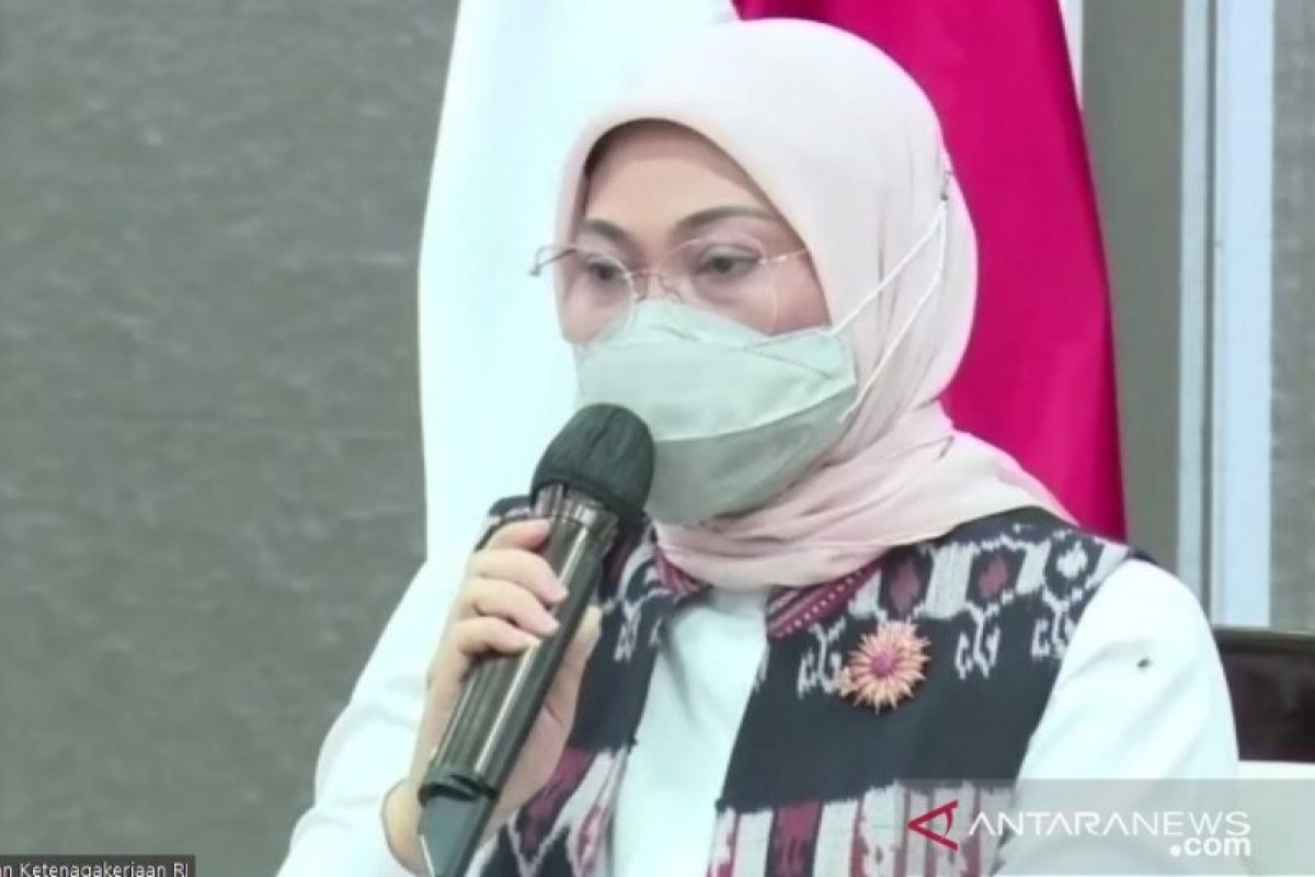 Menaker Ida Fauziyah tegaskan pengusaha tak mampu bayar THR wajib berdialog dengan pekerja