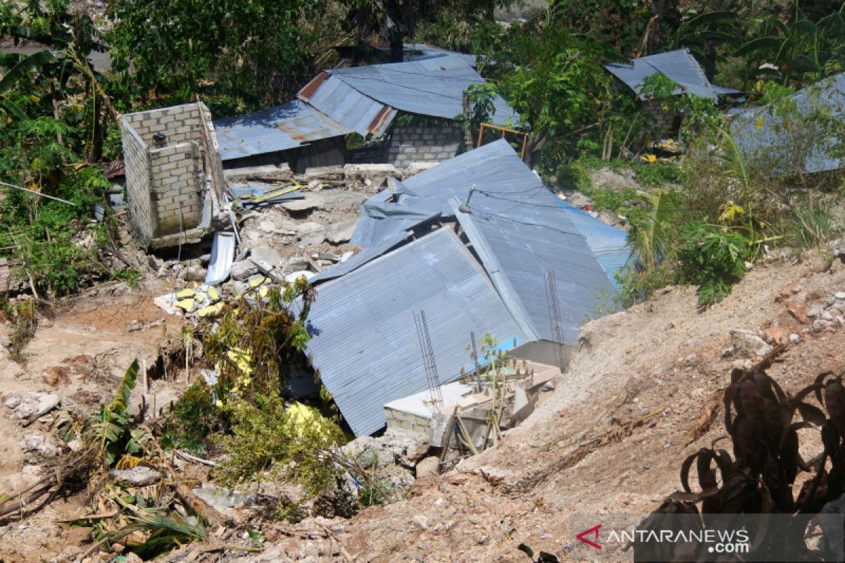 Gubernur NTT minta warga terdampak bencana di Kota Kupang direlokasi