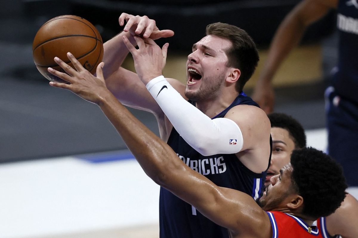 Philadelphia 76ers mengatasi Dallas Mavericks 113-95