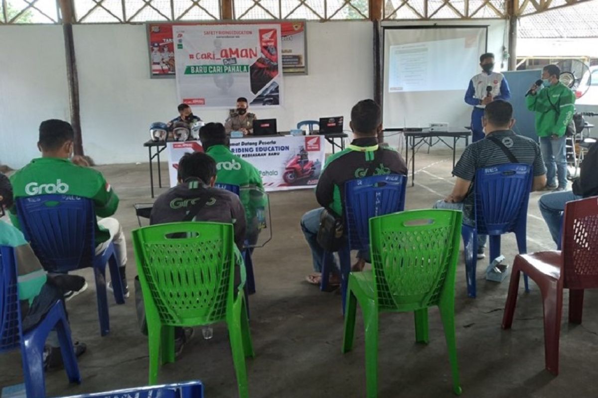 Edukasi Safety Riding Honda, Cari aman dulu baru cari pahala