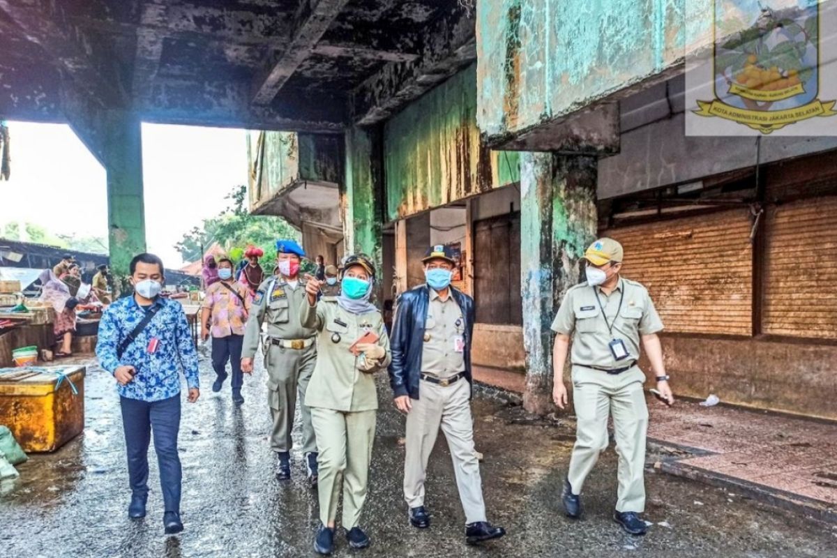 Pemkot Jakarta Selatan minta pedagang Pasar Minggu direlokasi