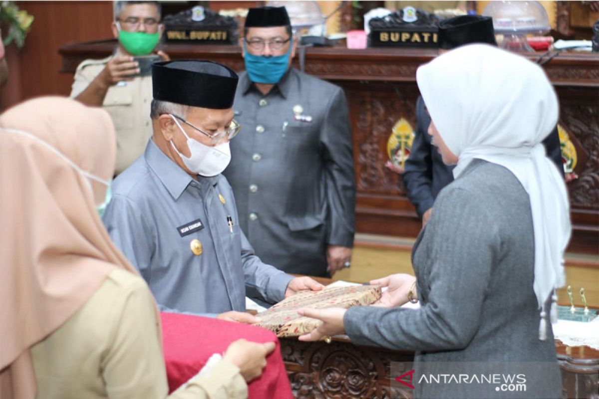 Bupati serahkan LKPJ 2020 kepada DPRD Jeneponto