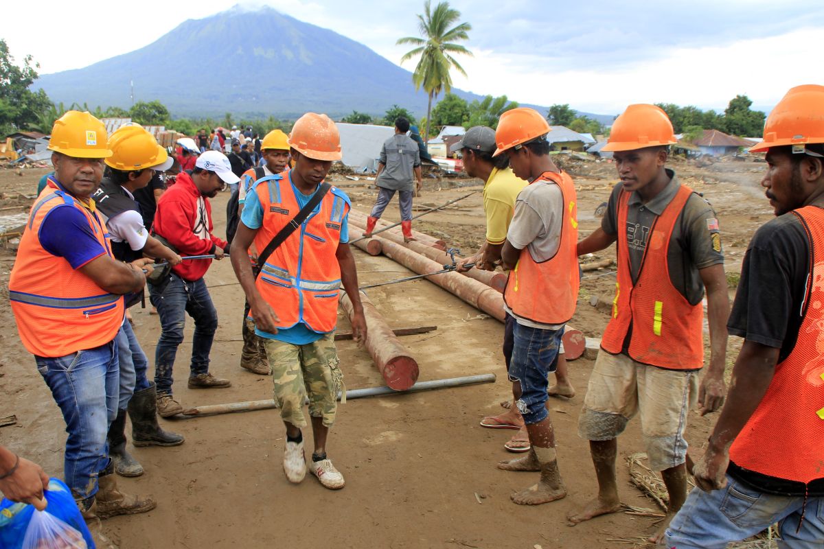 PLN : 96 persen pasokan listrik di Adonara pulih