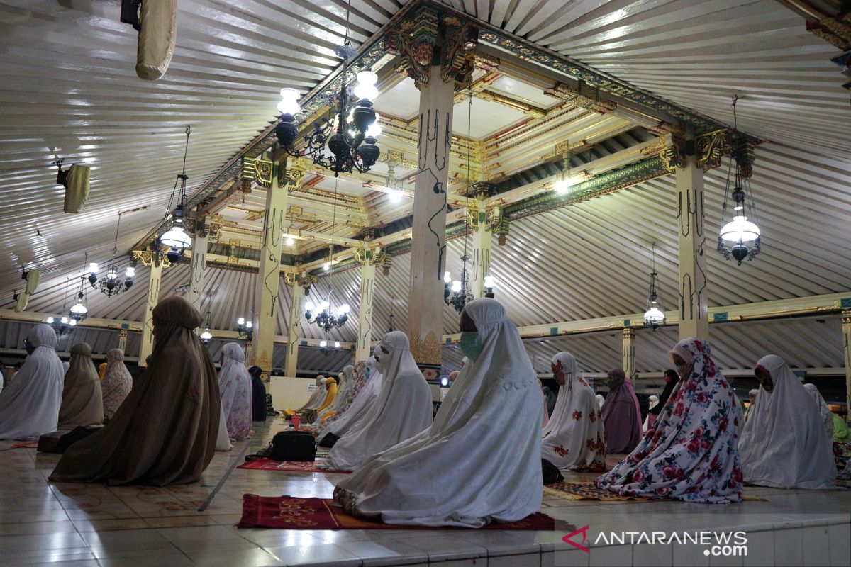 Yogyakarta izinkan warga Shalat Idul Fitri di masjid dengan pembatasan