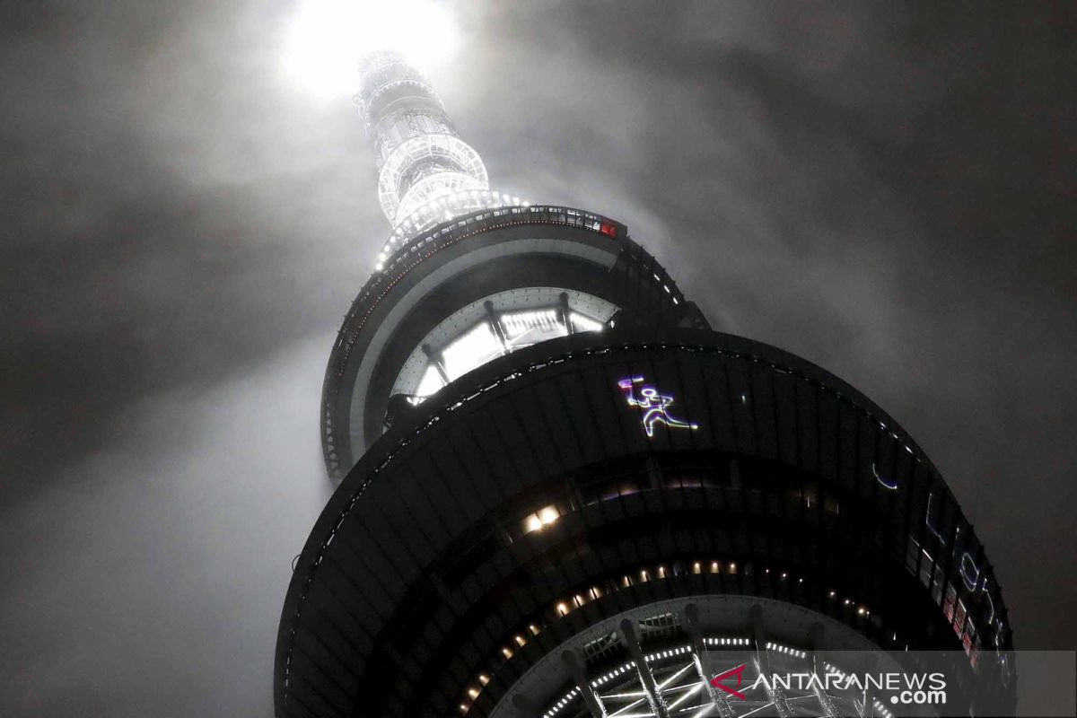 Kirab obor Olimpiade di  Tokyo dimulai dengan acara skala kecil