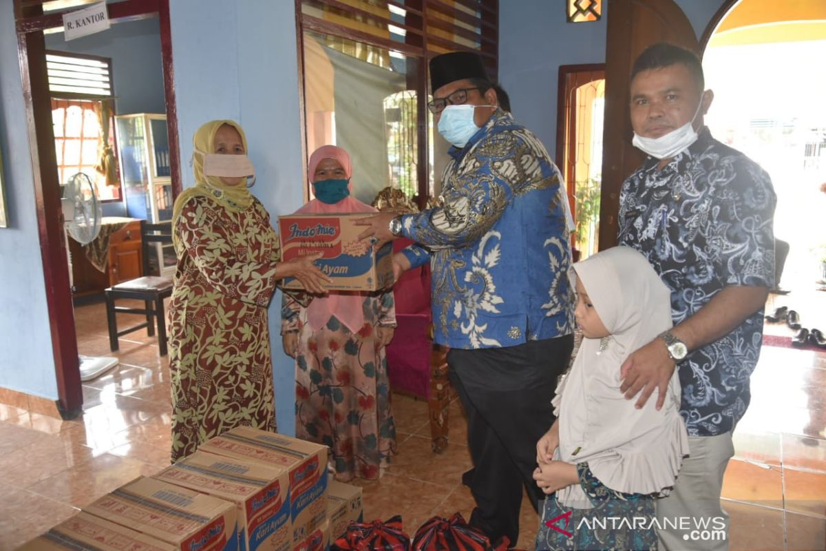 Tiga panti asuhan terima bantuan dari Bupati Padang Pariaman