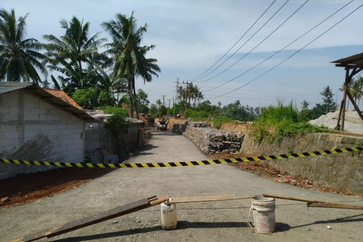 Pemkab Tangerang bangun jalan alternatif di Desa Tanjung Burung