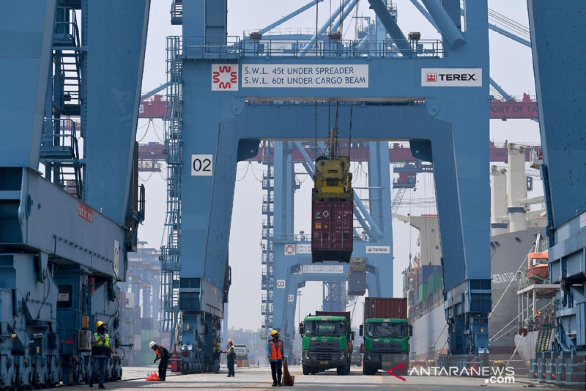 Indonesia booked trade surplus of US$2.36 billion in May 2021