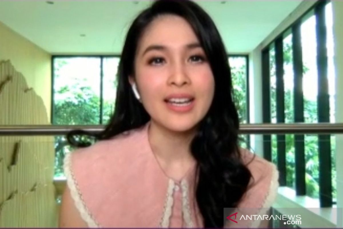 Artis Sandra Dewi sebut penggunaan sosial media penting untuk pekerjaan