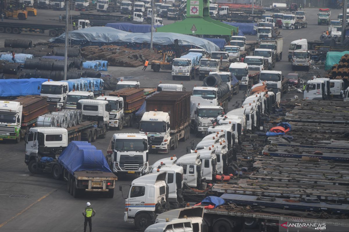 Surplus neraca perdagangan RI bantu penerimaan negara