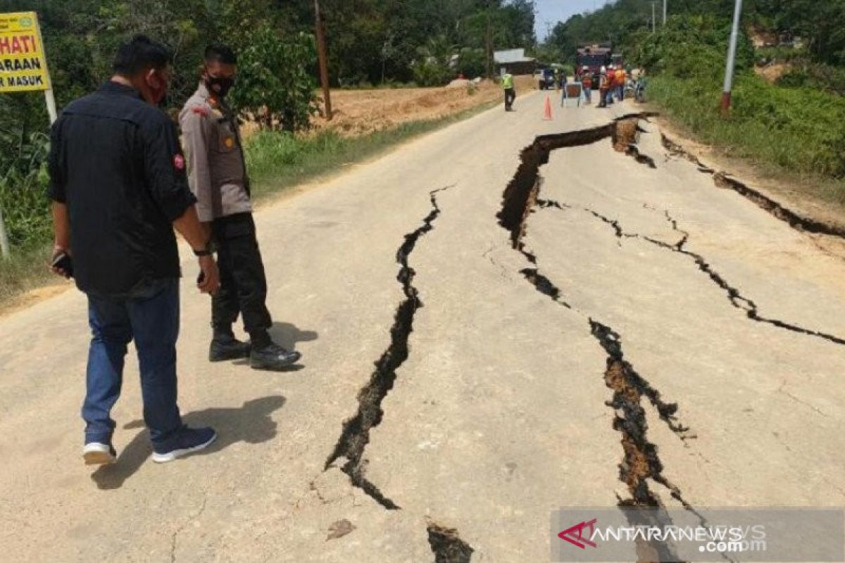 Pemprov Riau tambah tiga UPT pemeliharaan jalan provinsi