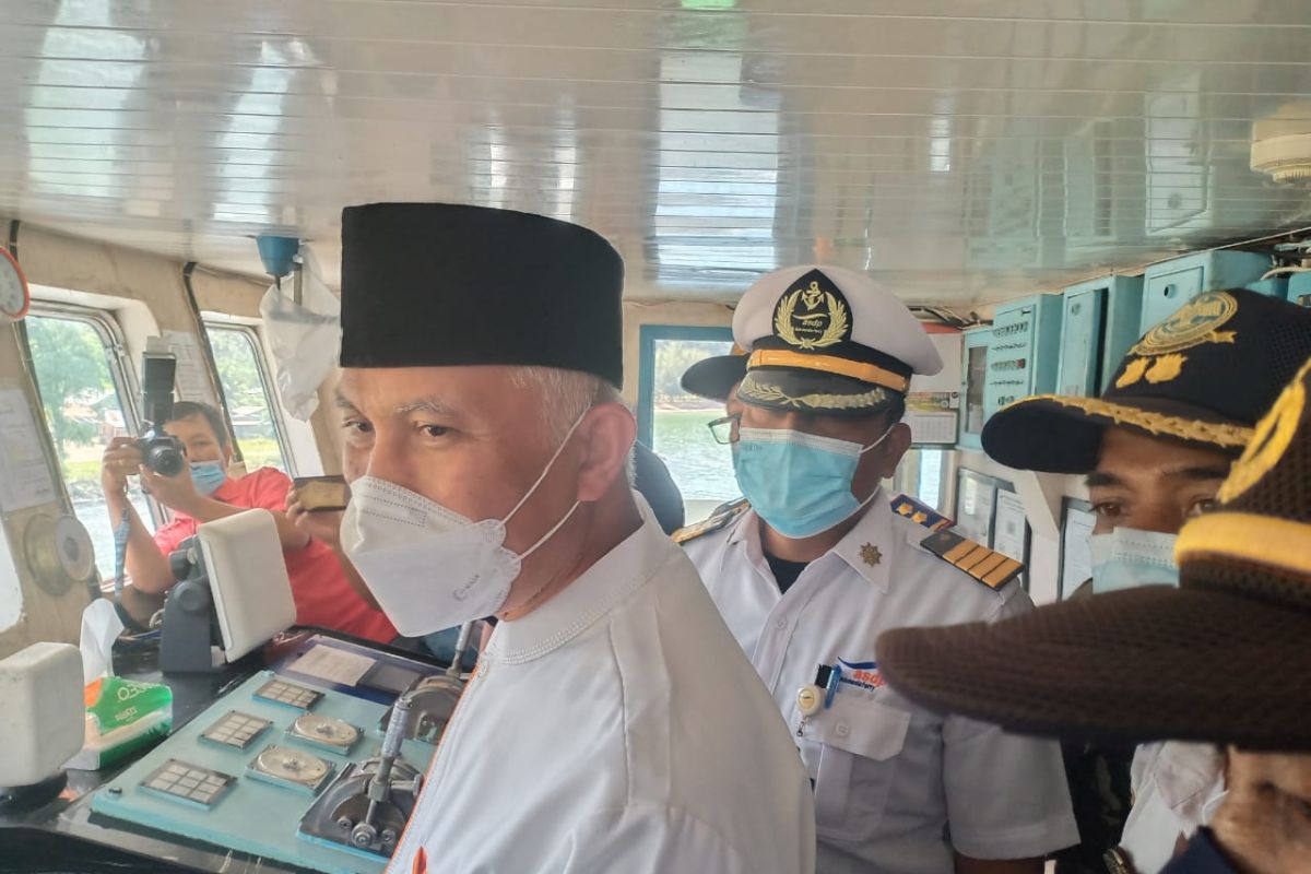 Gubernur Sumbar luncurkan operasional KMP Tanjung Burang rute Padang-Mentawai