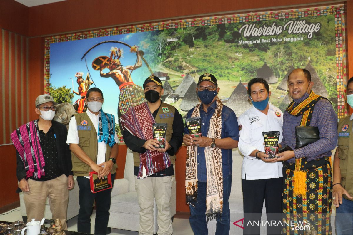 Sumatera Barat kirim rendang 1,5 ton untuk korban bencana NTT