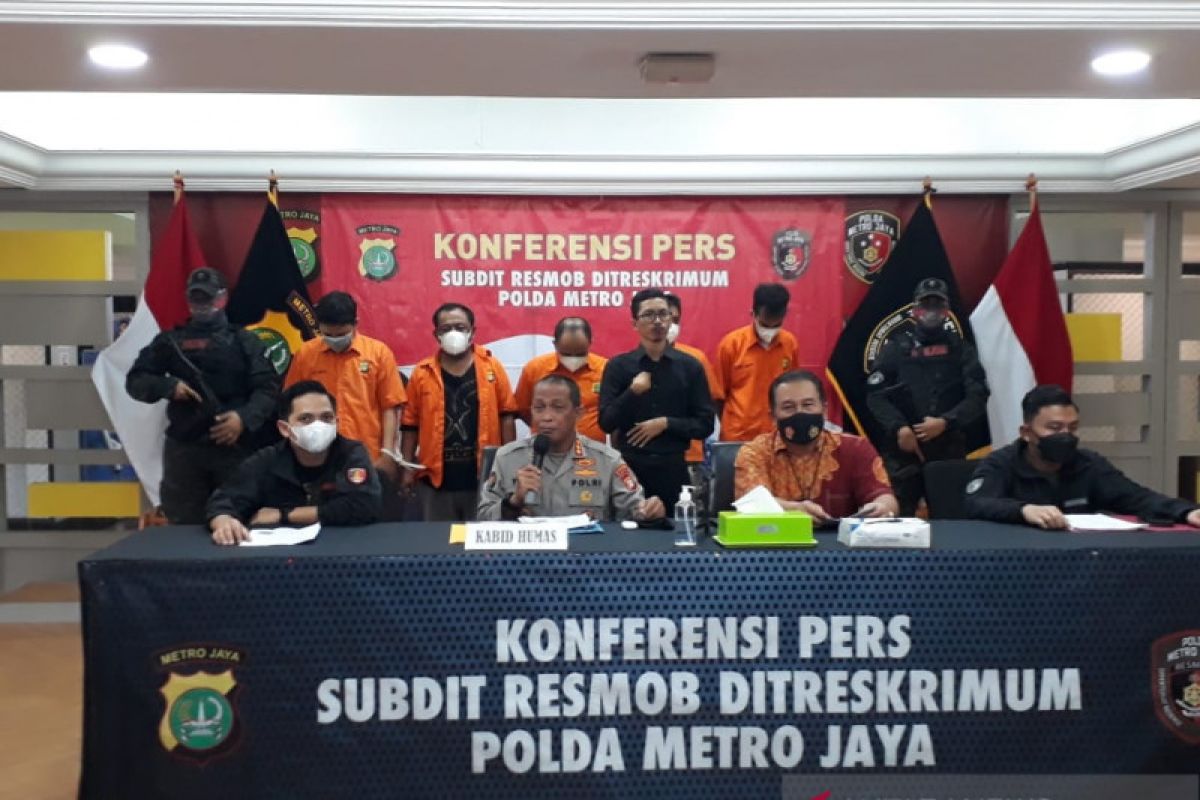 Polda Metro tangkap lima rampok bermodus polisi gadungan