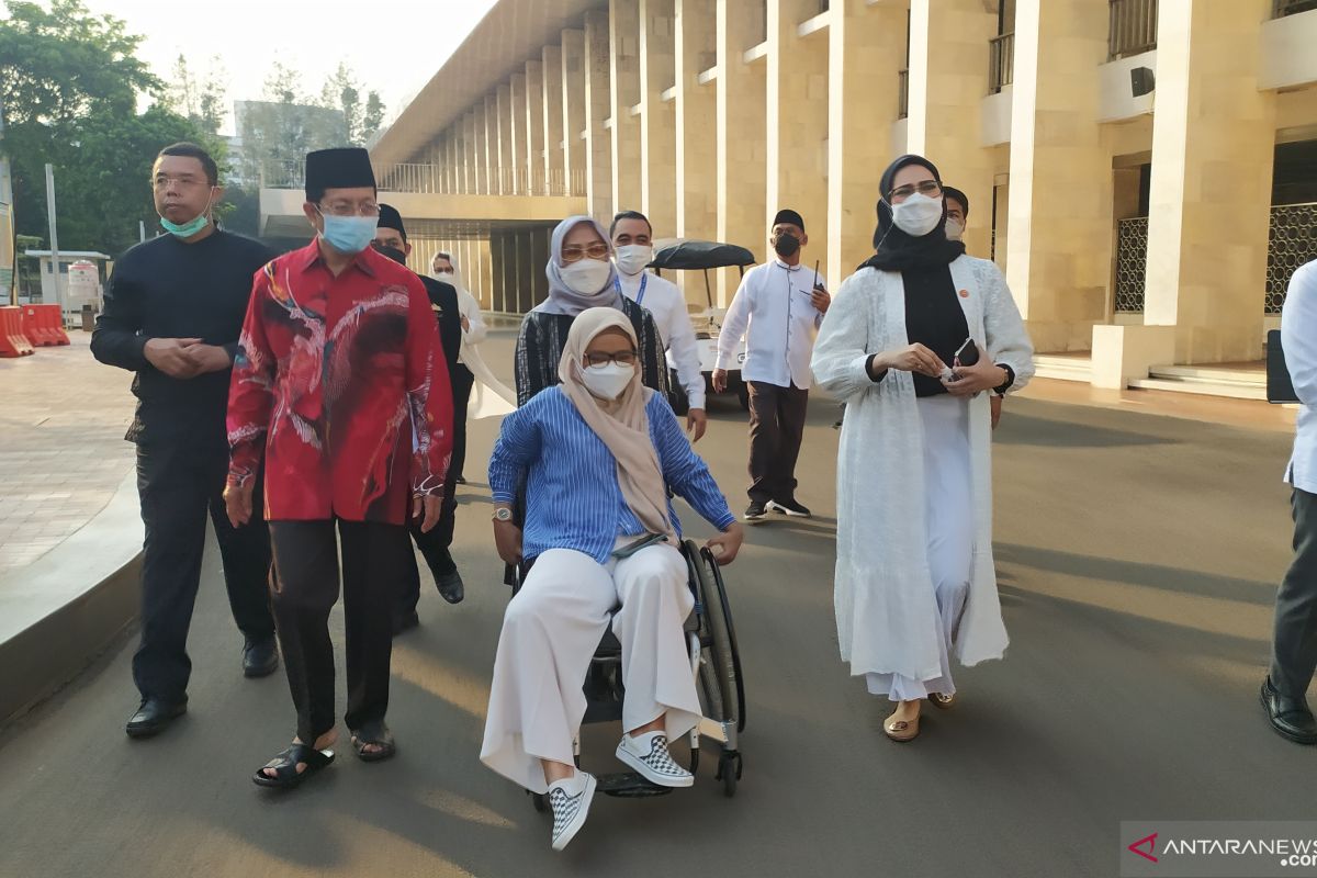 Stafsus Presiden tinjau fasilitas untuk disabilitas di Masjid Istiqlal