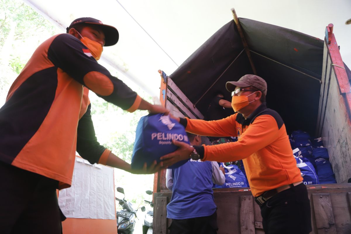 Pelindo III kirim 1.000 paket sembako untuk korban gempa Malang