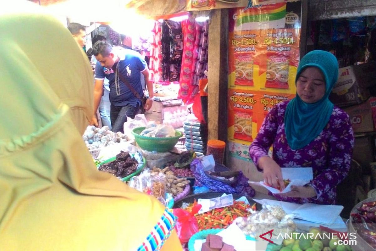 Harga kebutuhan pokok di Bangkalan masih terkendali selama Ramadhan