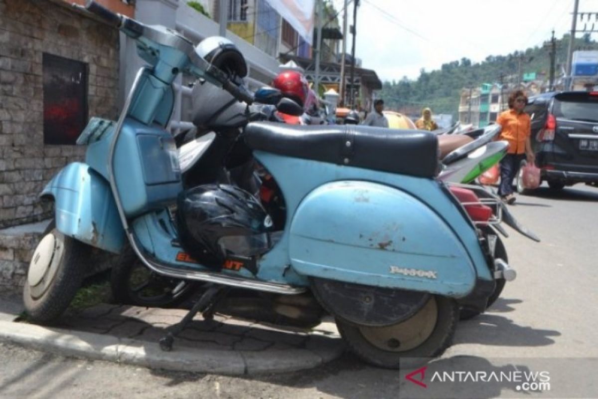 Polres diminta tindak tegas parkir liar di Padangsidimpuan