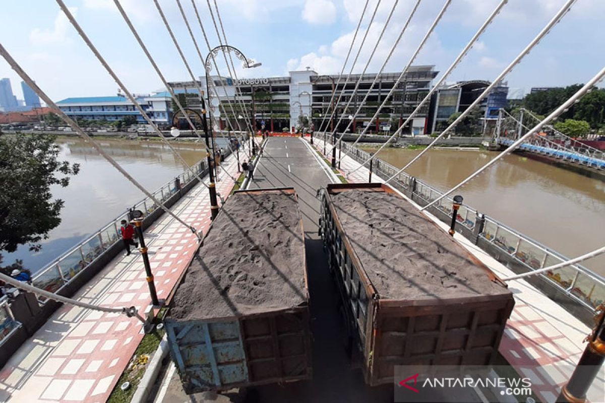 DPRD Surabaya pertanyakan Jembatan Joyoboyo tak kunjung beroperasi