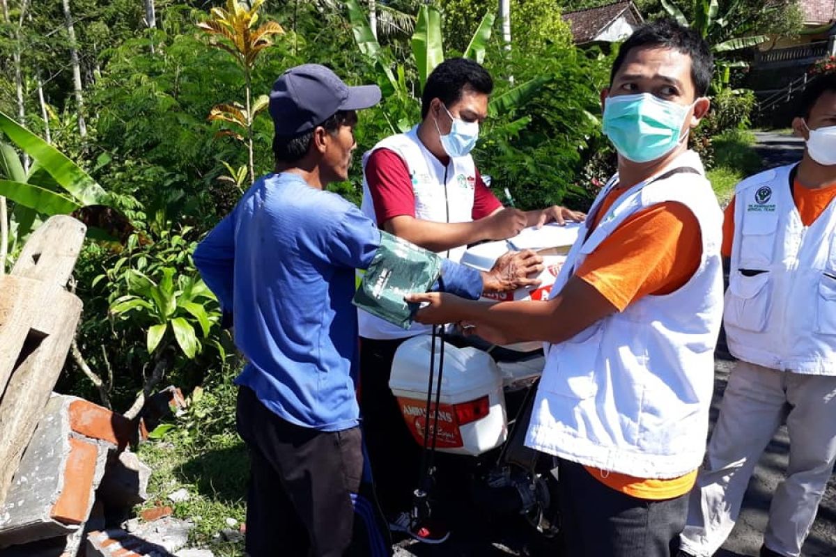Pemkab Lumajang terjunkan armada motor ambulans di daerah terdampak gempa