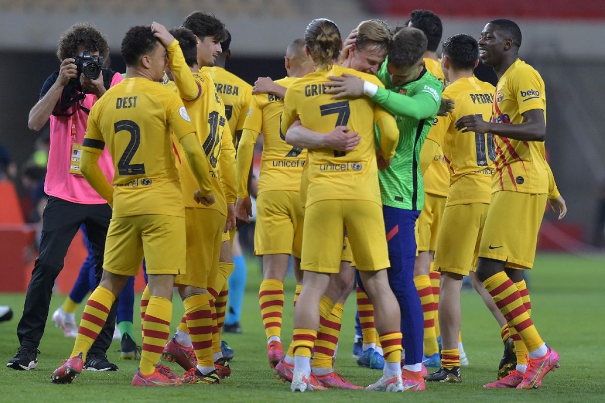 Barcelona  juarai Copa del Rey gilas Athletic Bilbao 4-0