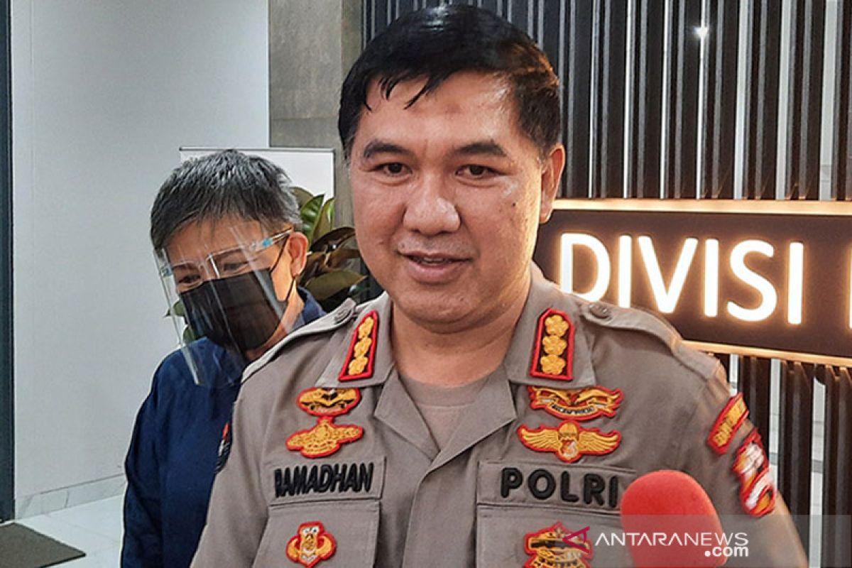 Polri tetapkan Munarman  tersangka per 20 April