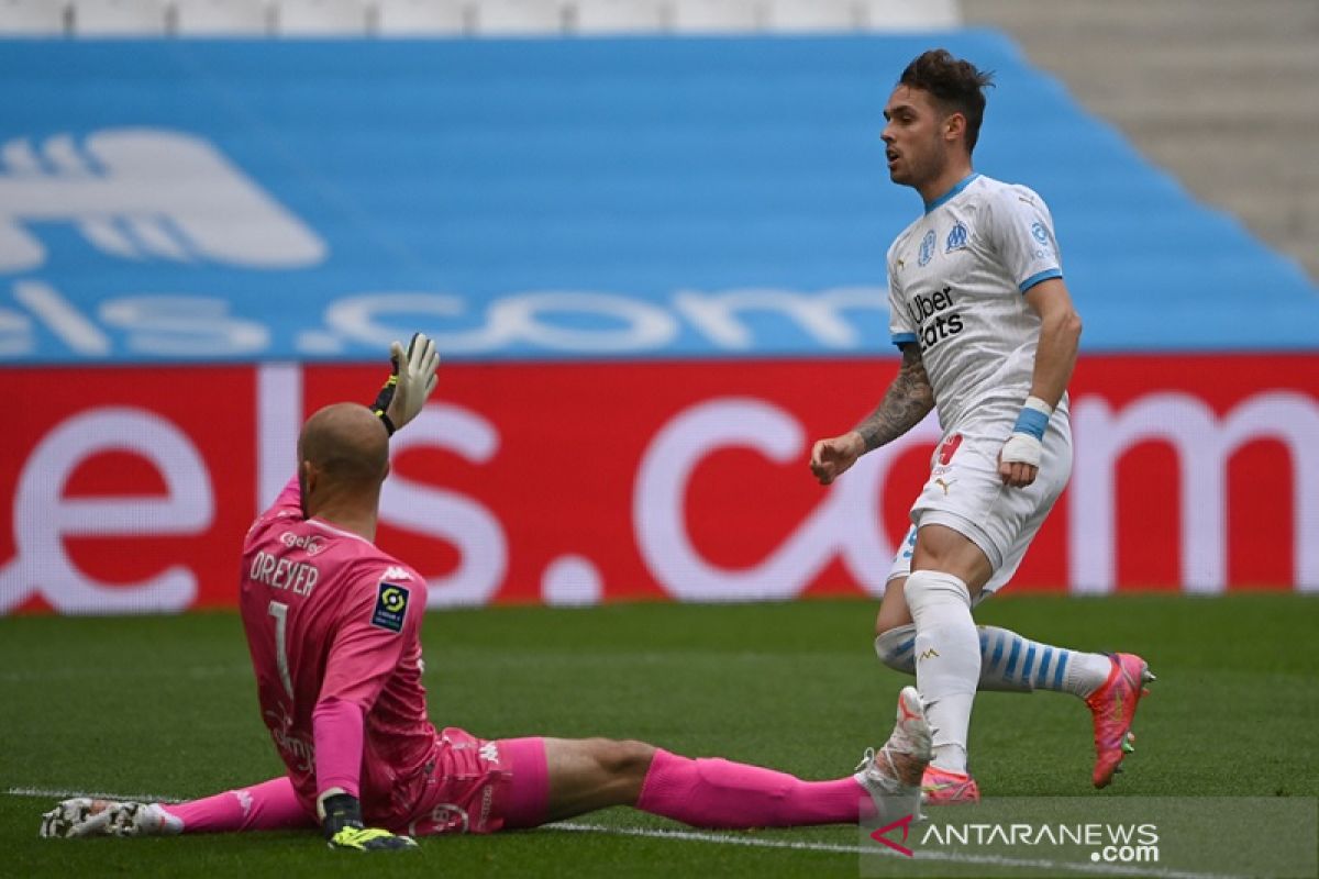 Pol Lirola antar Marseille  menang dramatis atas Lorient