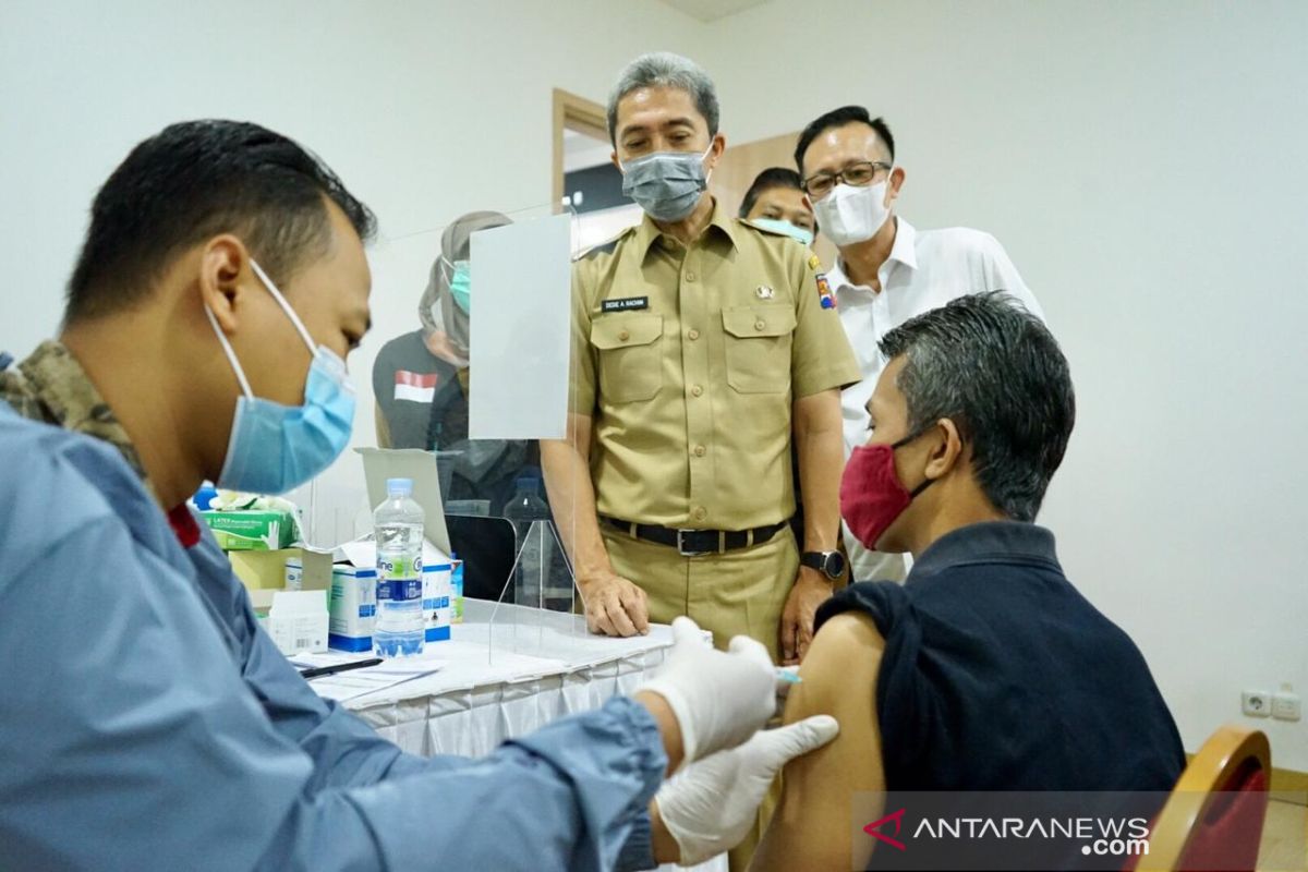 Warga lansia di Kota Bogor disarankan aktif datangi tempat vaksinasi