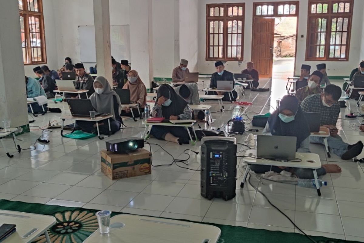 831 pondok pesantren di Provinsi Banten percepat digitalisasi pendidikan