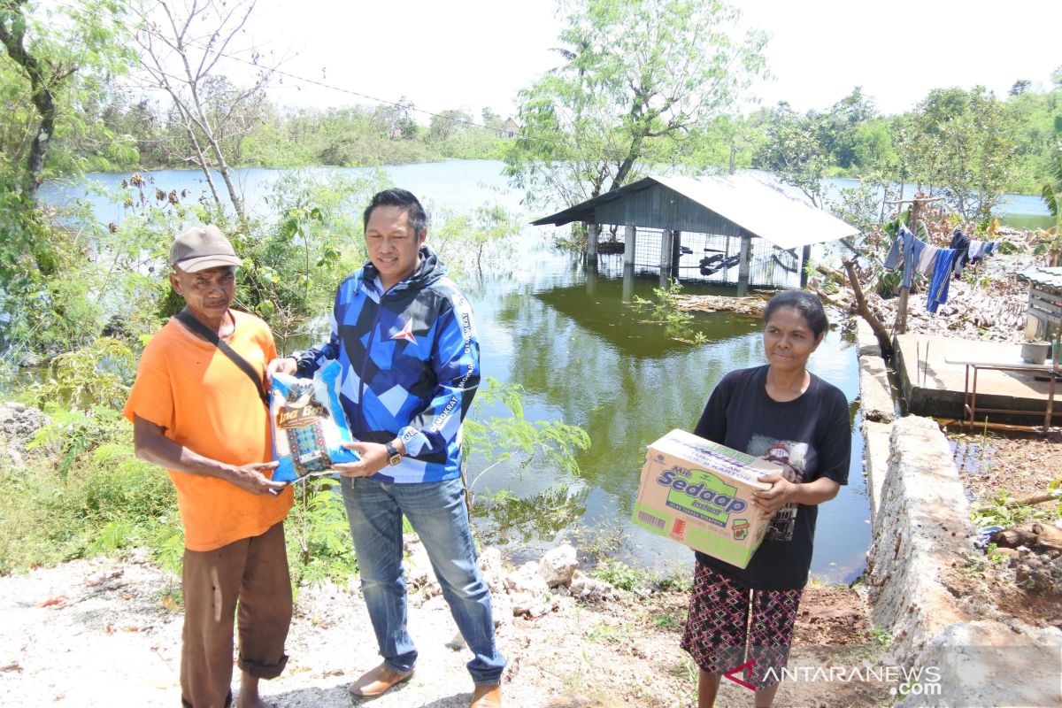 Anggota DPRD Kupang minta waspadai dampak kemunculan danau baru