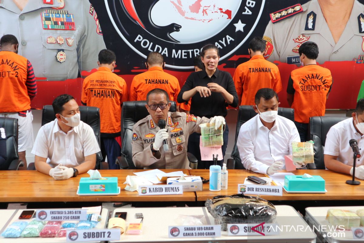 Polisi sita 5,9 kilogram sabu dari kurir narkoba lintas provinsi