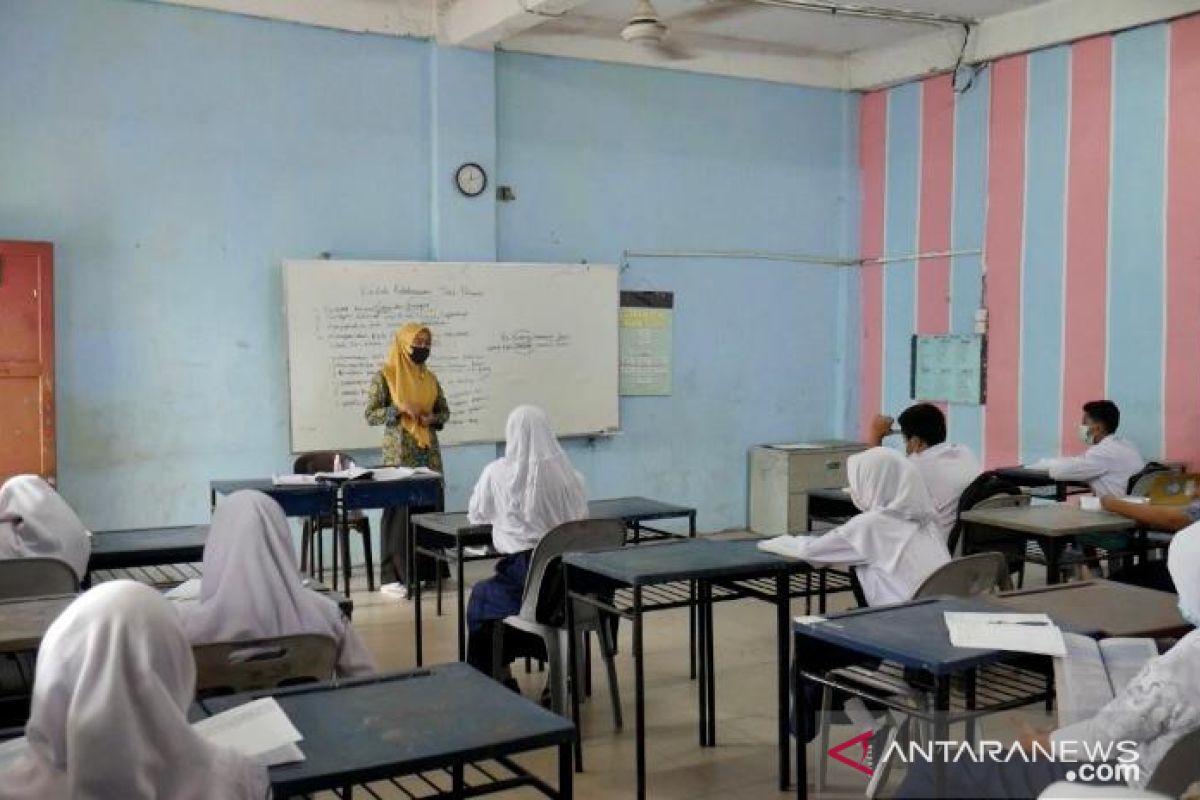 Kasus COVID-19 meningkat, sekolah di Inhil kembali daring