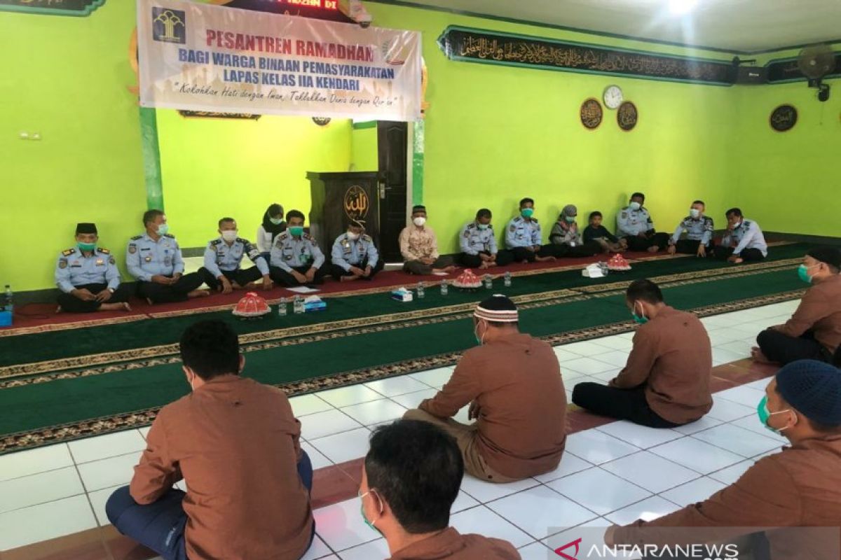 Narapidana Lapas Kendari jalani pesantren dibimbing ke arah kebaikan