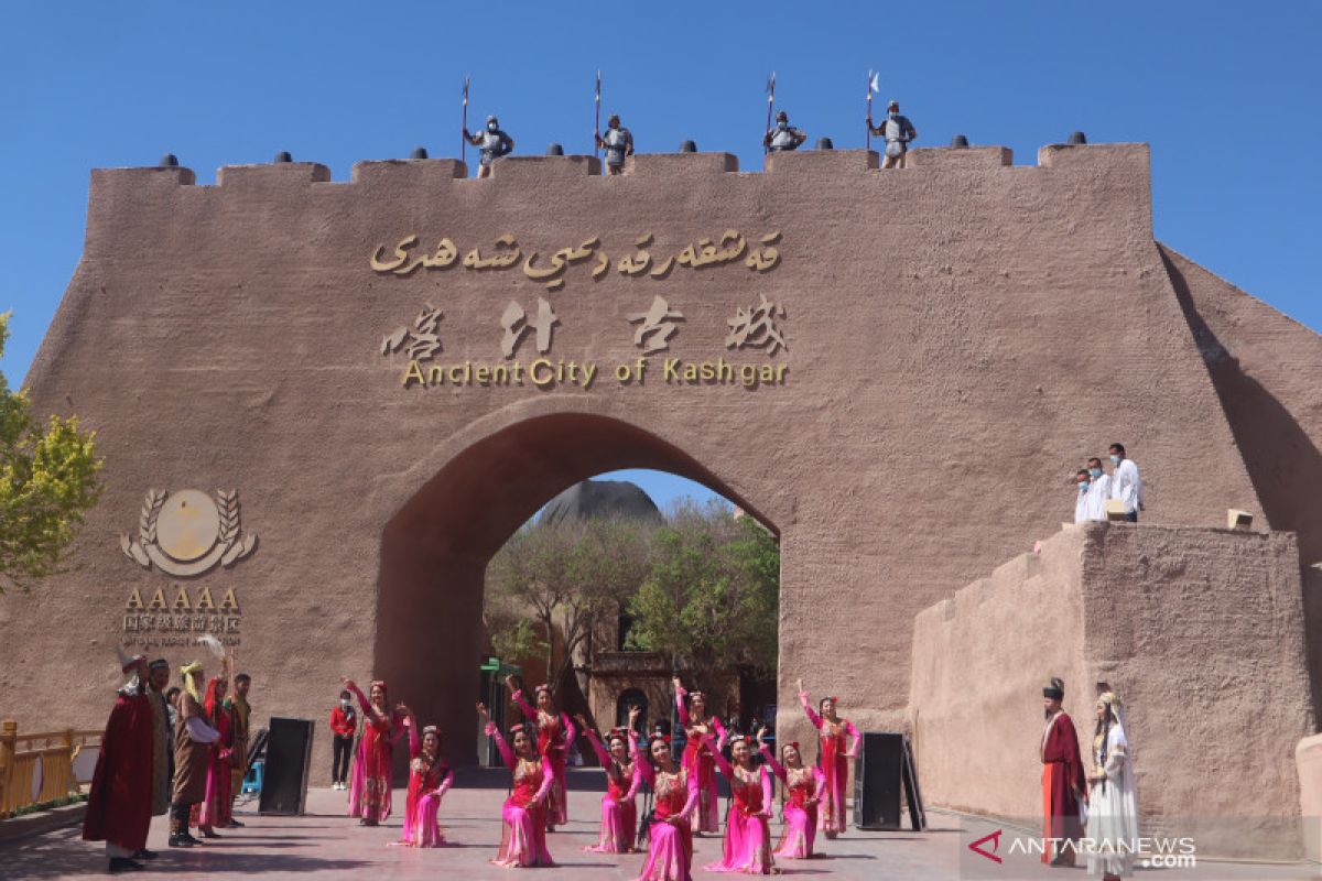 Pariwisata Xinjiang bergeliat, namun belum pulih