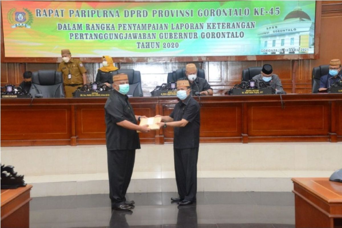 Gubernur Gorontalo serahkan LKPJ Tahun 2020 kepada DPRD