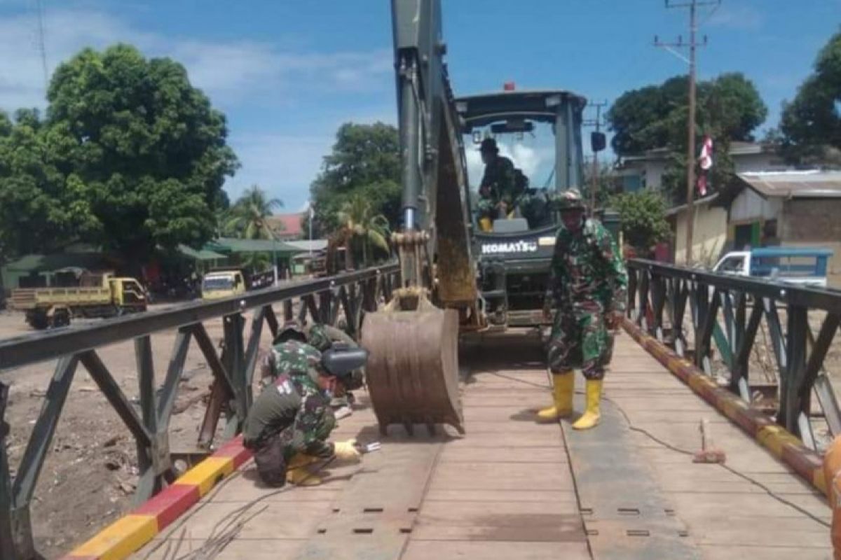 Pemprov NTT puji gerak cepat TNI bangun kembali jembatan pascabencana Seroja