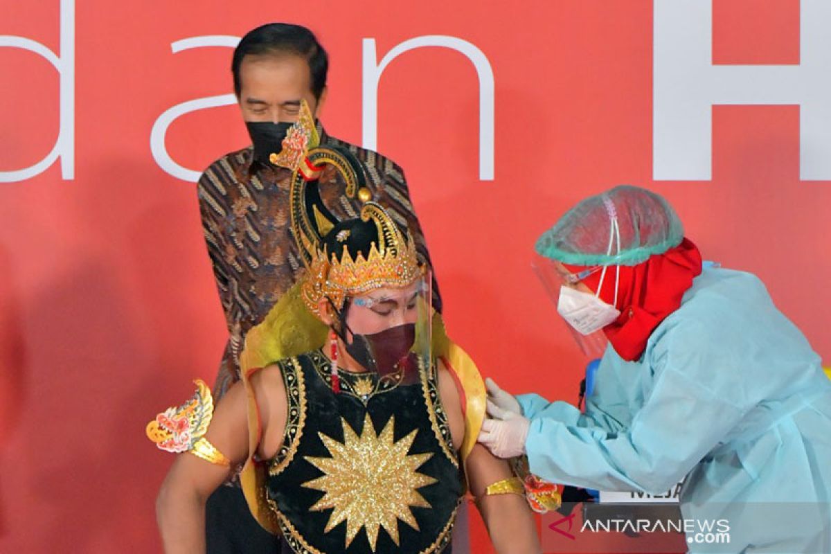 Presiden Jokowi diagendakan tinjau vaksinasi massal di Pekanbaru