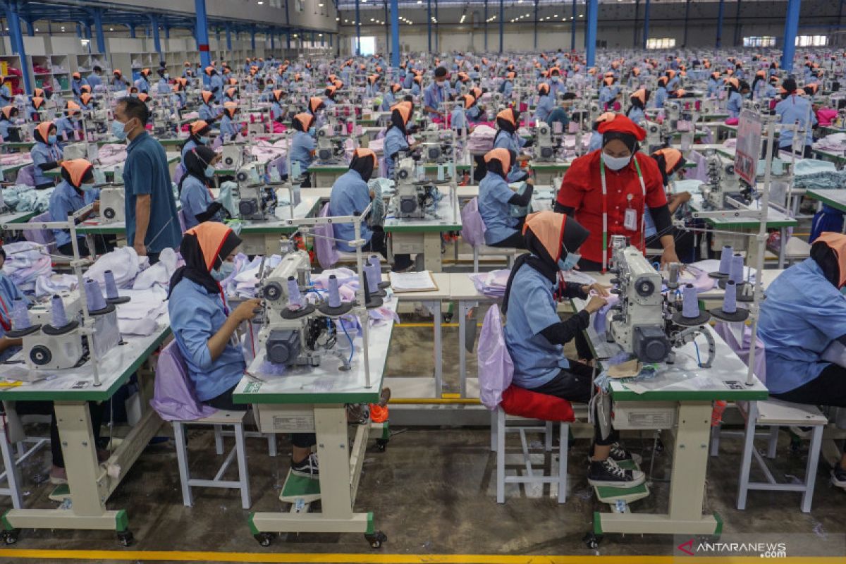 Ministry preparing steps to address slowdown in textile industry