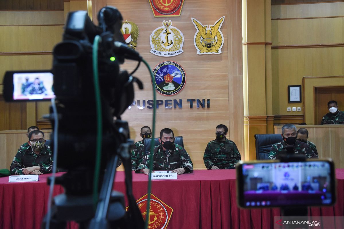 TNI klarifikasi simpang siur informasi kapal selam KRI Nanggala-402