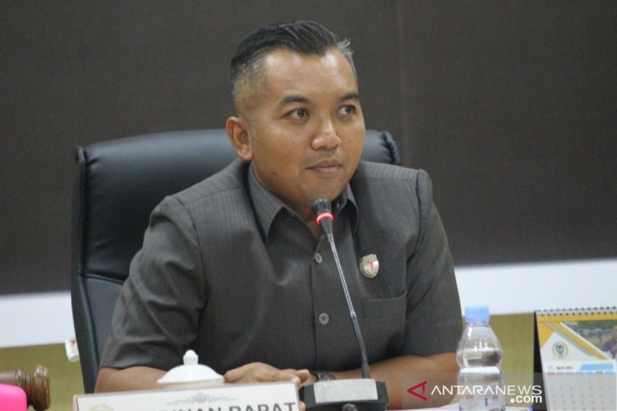 DPRD Seruyan apresiasi penerapan protokol kesehatan saat pilkades serentak