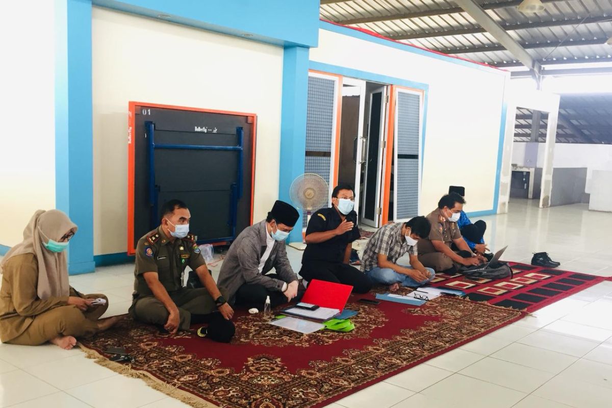 Pedagang liar di Kecamatan Sepatan Tangerang segera direlokasi