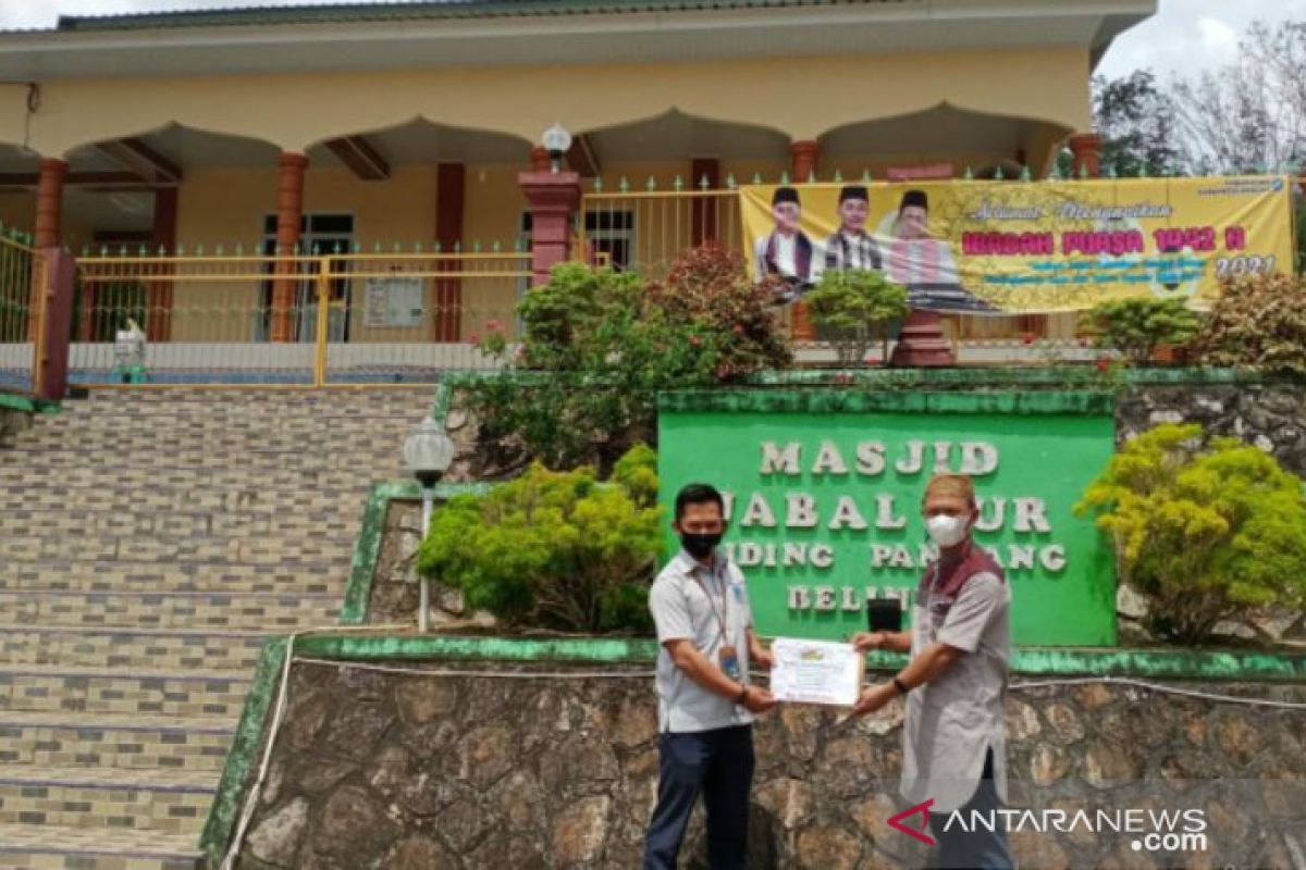 PT Timah salurkan bantuan ke Masjid Jabal Nur Desa Riding Panjang