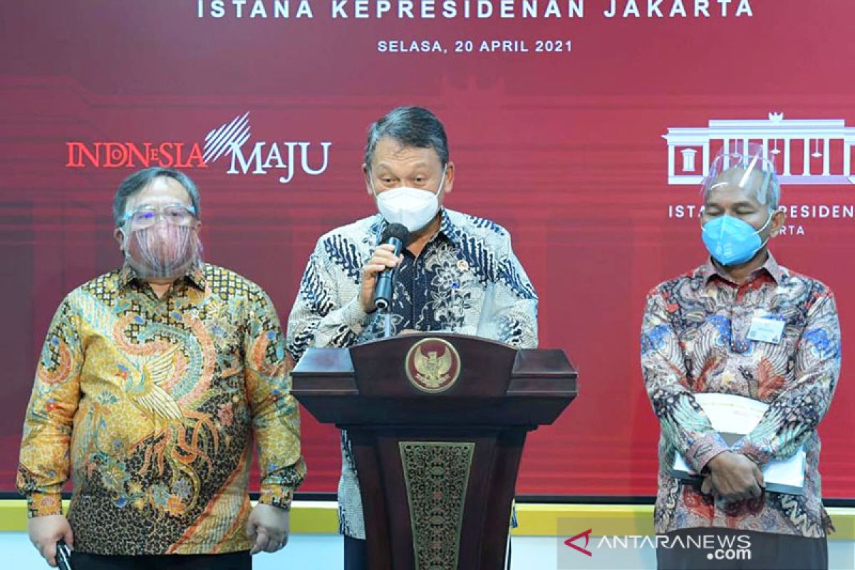 Menteri ESDM sebut akan kurangi kuota BBM Premium di Jawa-Madura-Bali