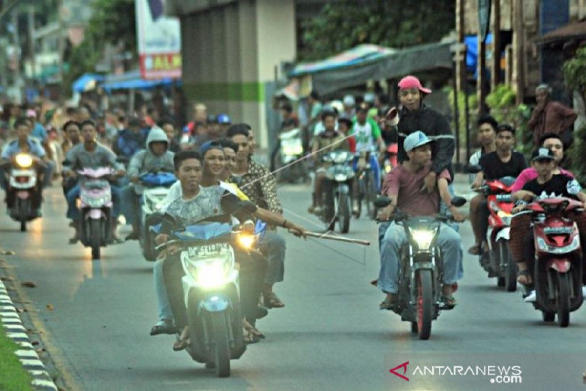 Fenomena Kenakalan Remaja Dan Upaya Mewujudkan Padang Menuju Kota Layak ...