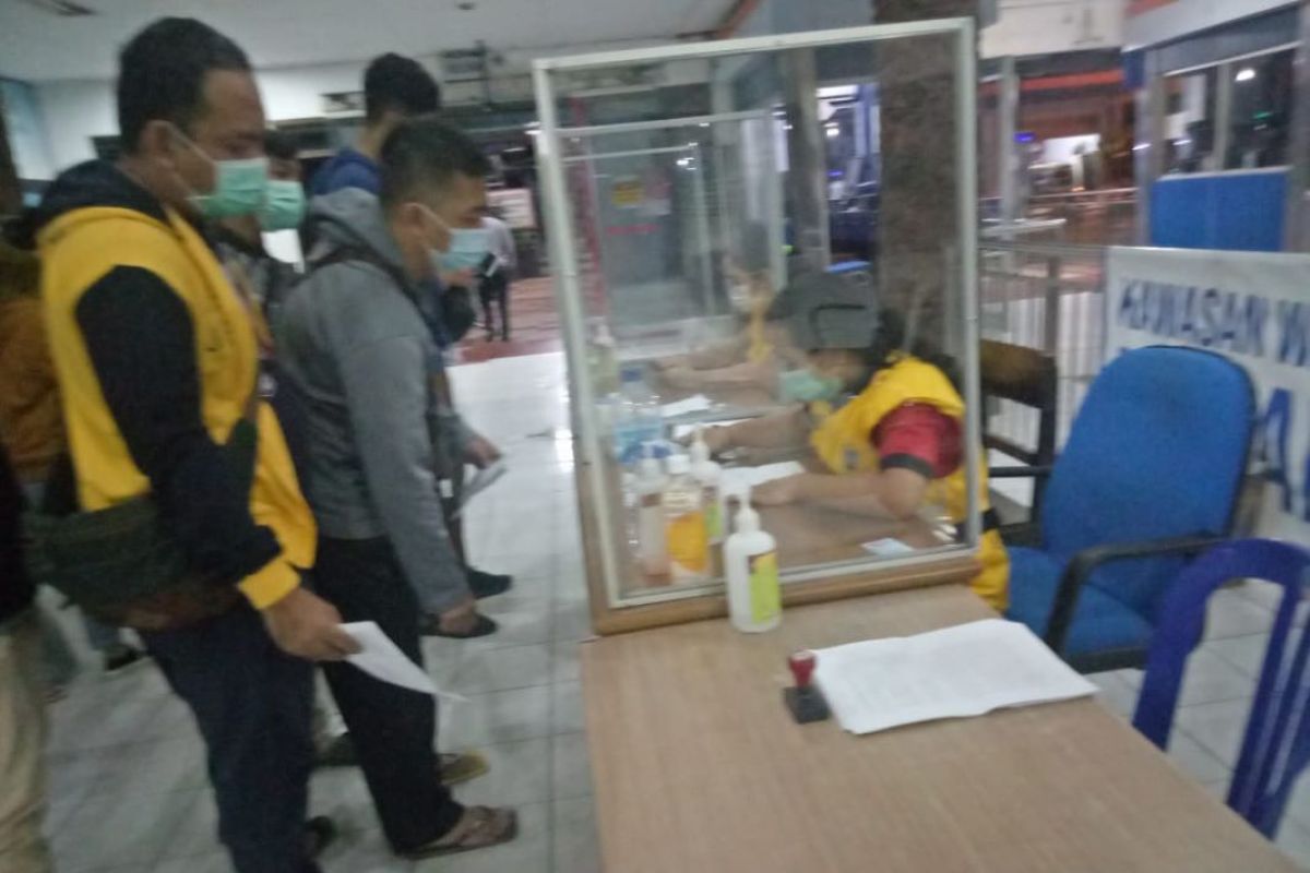 Sertifikat vaksin tidak berlaku untuk masuk Bali