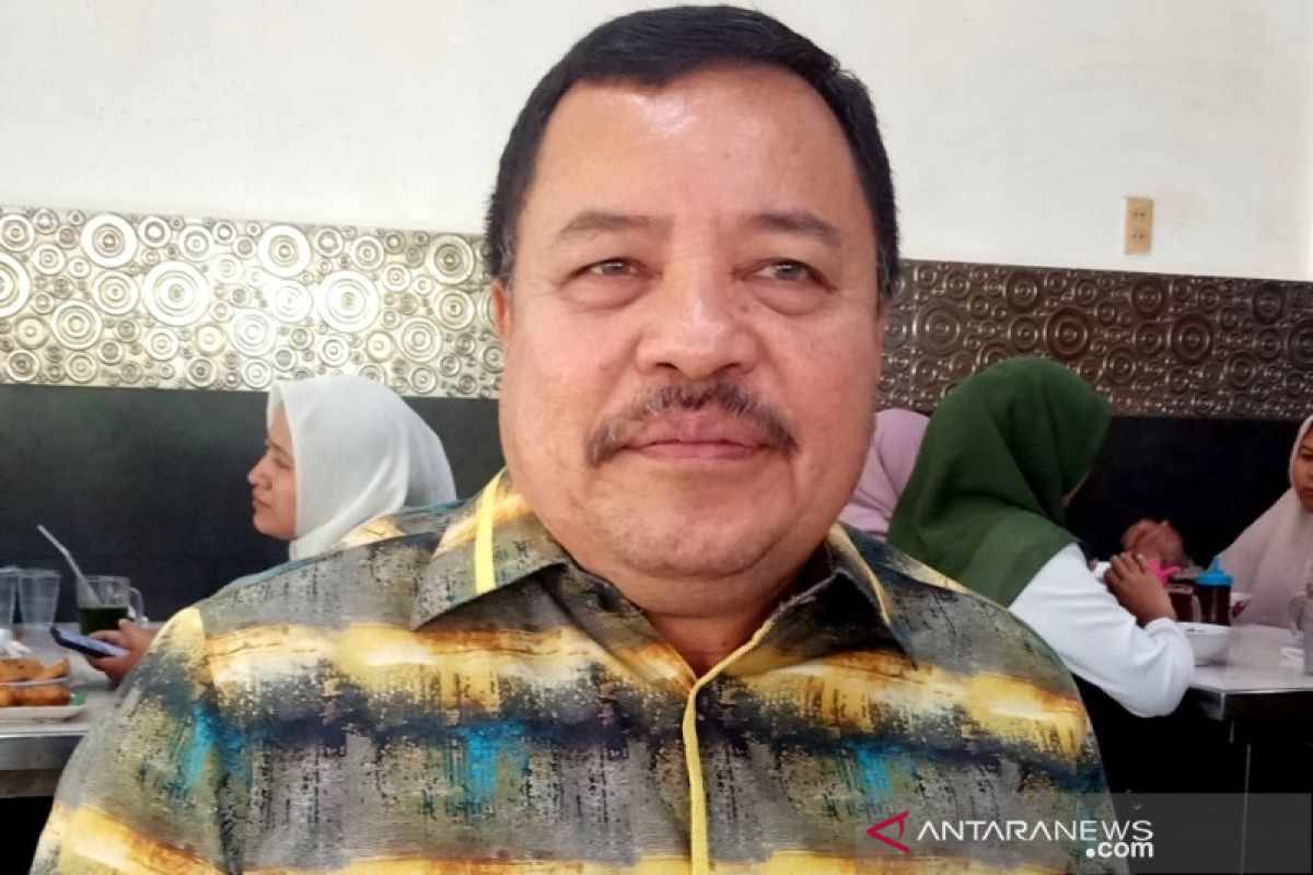 Anggota DPRA minta bank syariah di Aceh sediakan layanan setor tunai